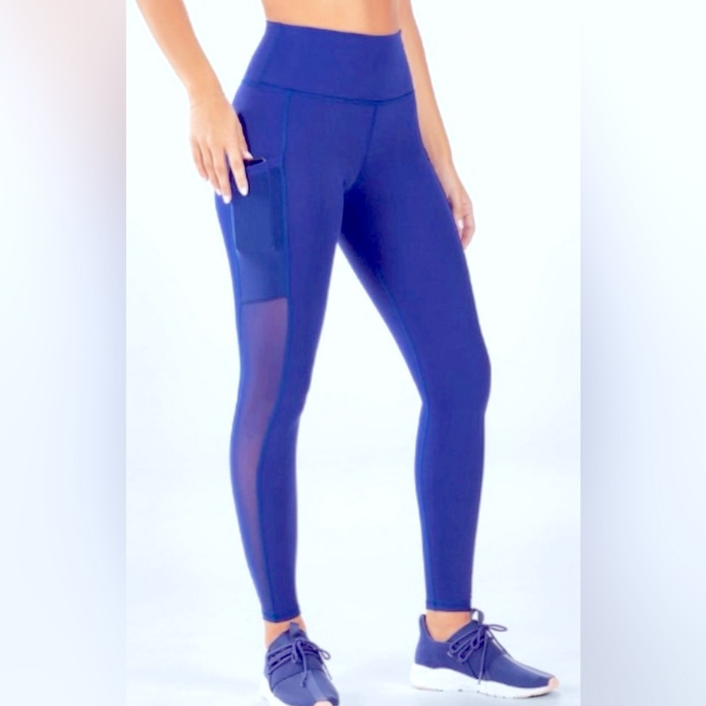 Fabletics Powerhold Mesh Capri legging S